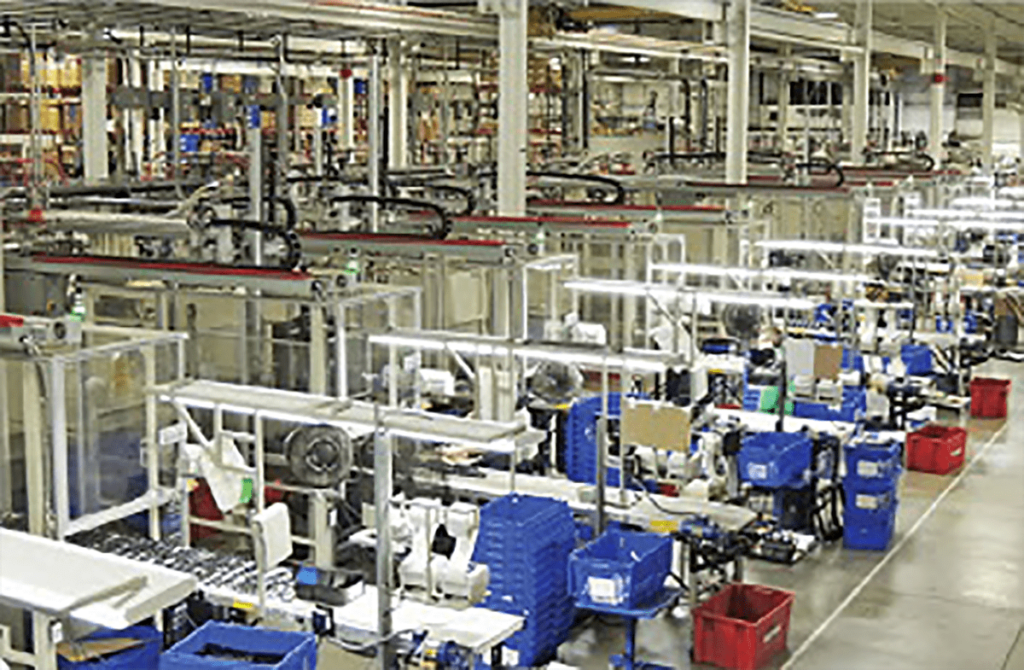 Fabriquer-un-robot-sur-mesure-pour-le-moulage-à-injection-plastique-avec-des-axes-linéaires-FOTO-1-min Fabriquer un robot sur-mesure
