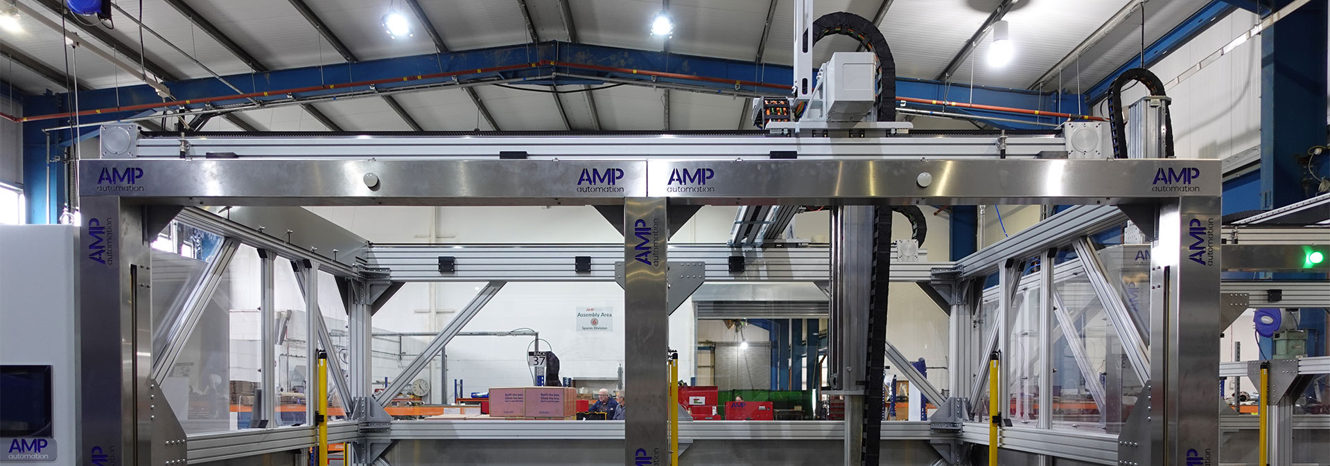 Rollon helps AMP Automation to automate the palletizing process for a pet supplies company 