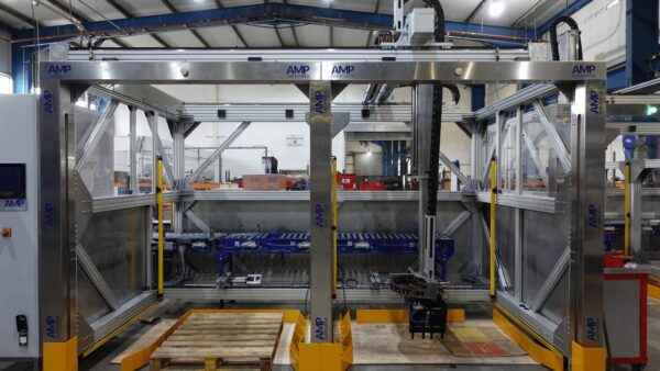 Rollon AMP Automation palletizing solution in pet food production
