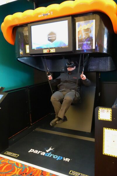 Paradrop-vr-with-rollon-actuator simulatore di parapendio con attuatori a cinghia